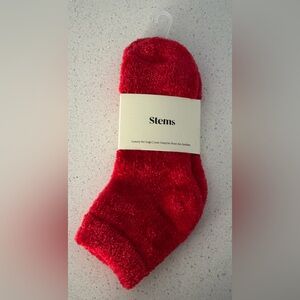 ✨NWT✨Stems: Luxury for Legs Plush Socks - 1 Pair
